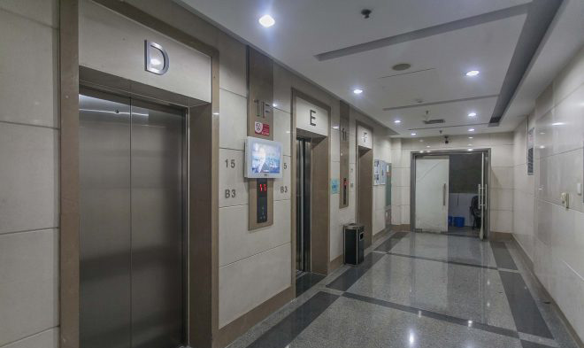 电梯厅